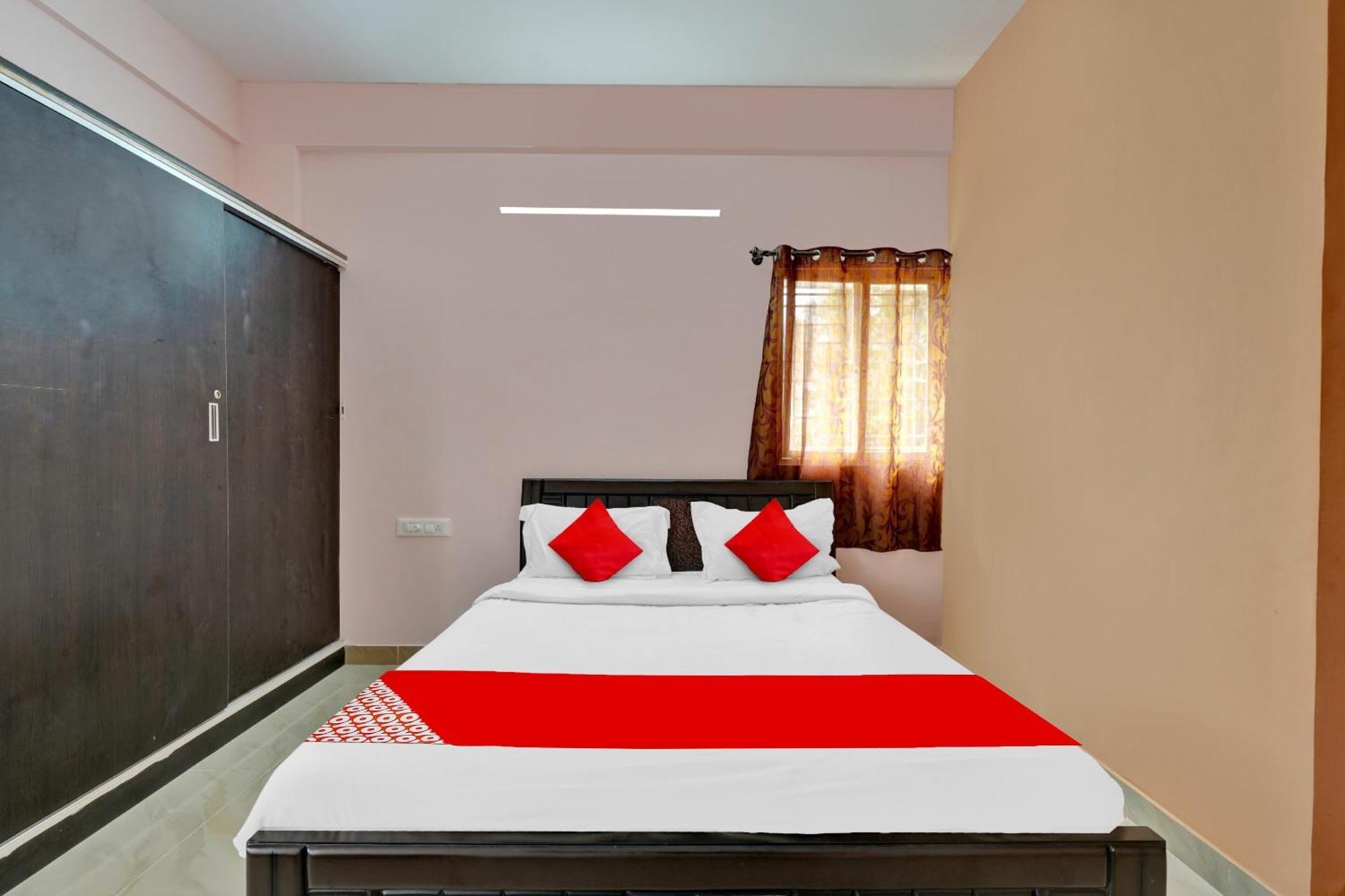 Spot On Sanjay Lodge Yelahanka Eksteriør billede