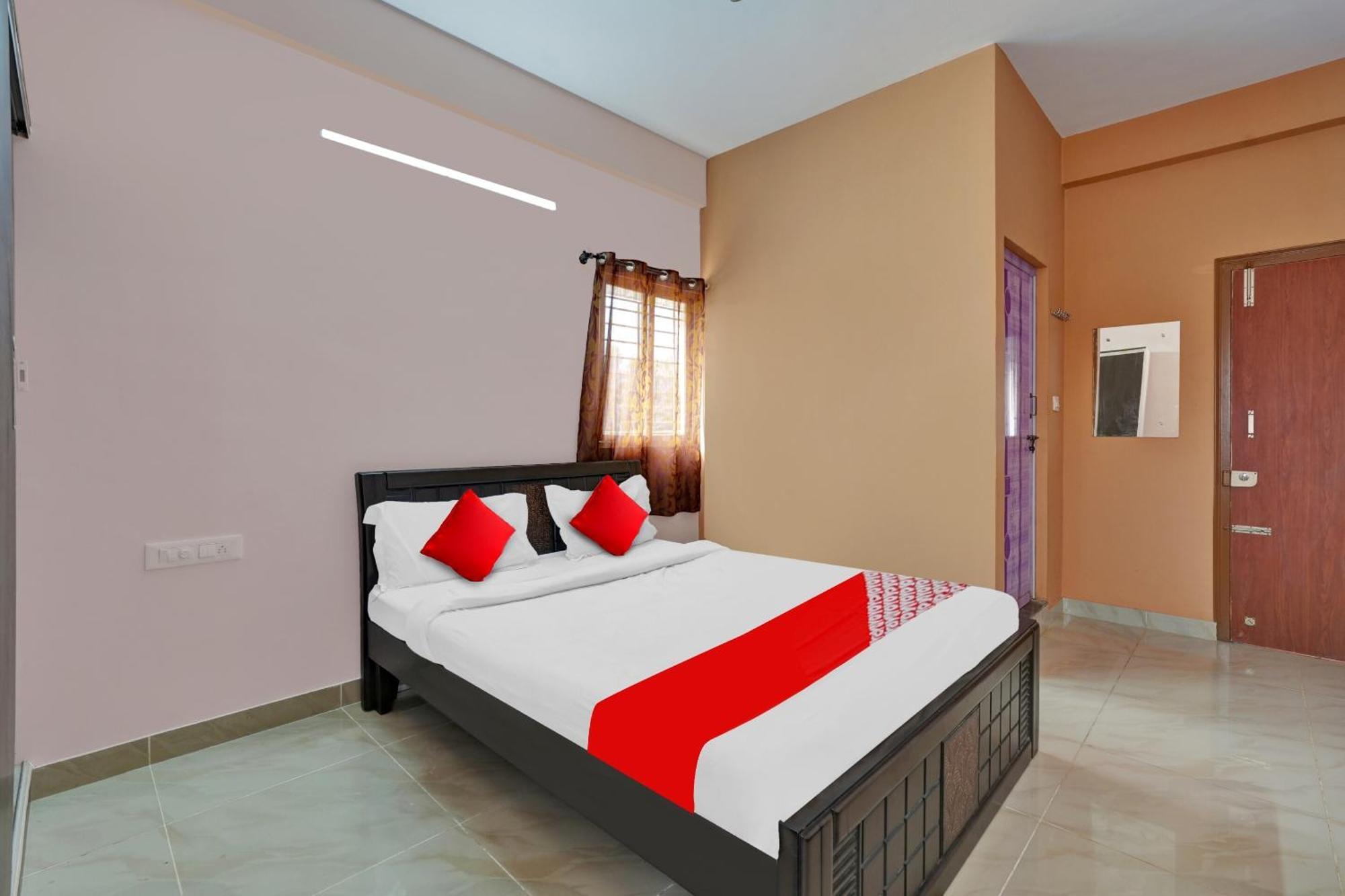 Spot On Sanjay Lodge Yelahanka Eksteriør billede